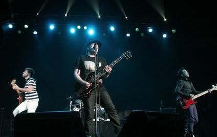 File:Fall Out Boy in concert.jpg