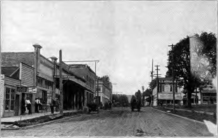 File:Forest Grove Oregon Pacific Avenue 1920.jpg