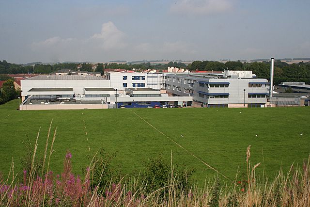 File:Linlithgow Academy.jpg