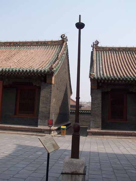 File:Mukden palace Qingning Palace03.jpg