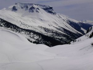 File:Ring Mountain.jpg