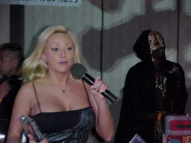 File:Stacy Valentine 1999 FOXE.jpg