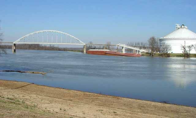 File:White River Arkansas.jpg