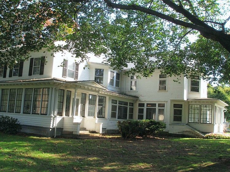 File:BootheHomesteadStratfordCT.jpg