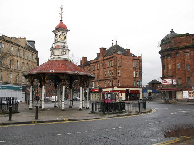 File:Bridgeton Cross - geograph.org.uk - 1079913.jpg