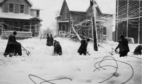 File:Cleveland after blizzard of 1913.jpg