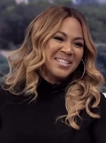 File:Erica Campbell Oct 2019.png