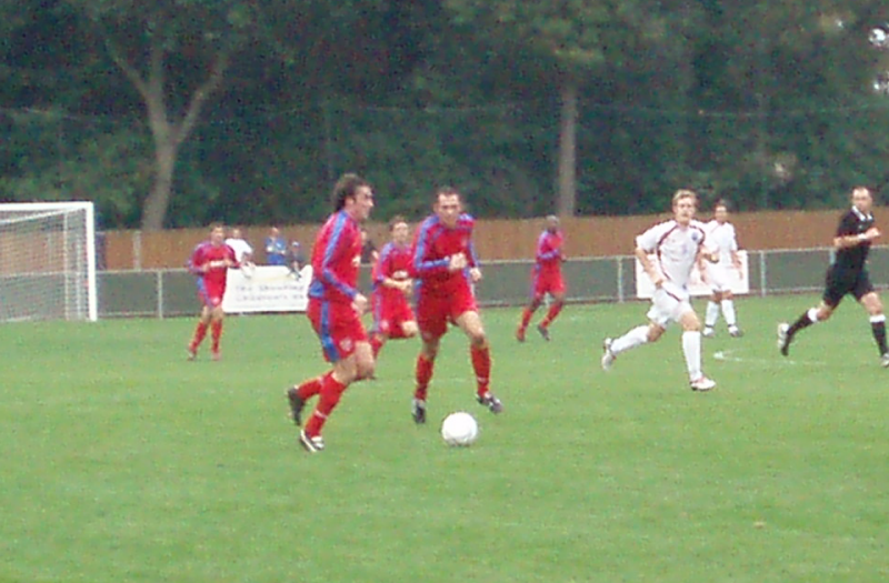 File:Hampton vs Billericay Town, Sept 2006.png