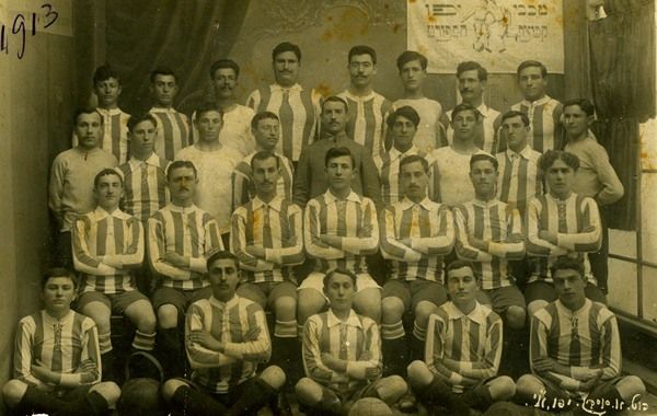 File:Maccabi Tel Aviv 1913.jpg