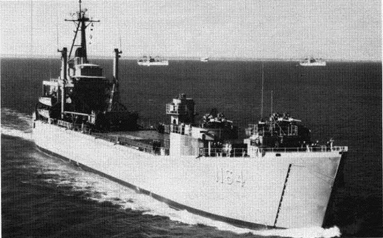 File:USS Walworth County (LST-1164).jpg