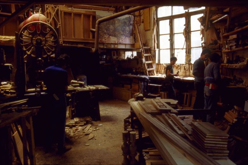 File:Woodworkers, Agiassos, Lesbos (84357856).jpg