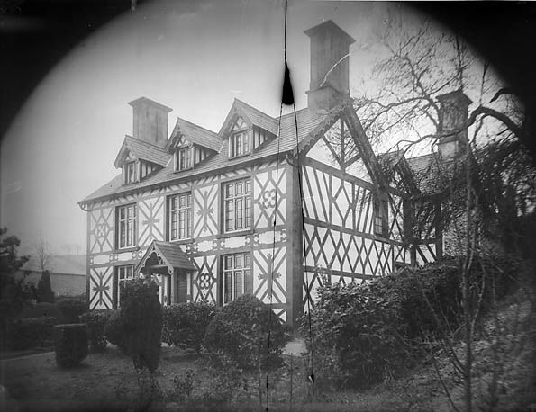 File:A timbered house, Carno NLW3361457.jpg