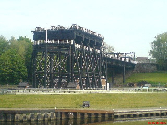 File:Anderton with Marbury - Anderton Boat Lift.jpg