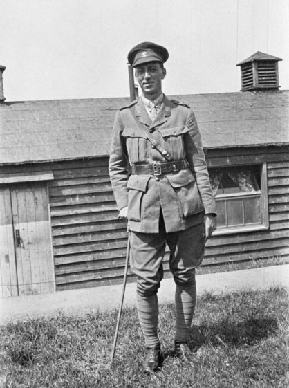 File:Capt James Campbell Stewart 1915.jpg