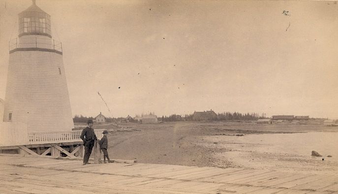 File:Lighthouse at St Andrews circa 1895.jpg