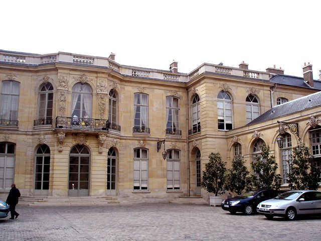 File:Matignon (perron).jpg