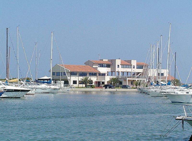 File:Pescara 2009 -Marina di Pescara- by-RaBoe001.jpg