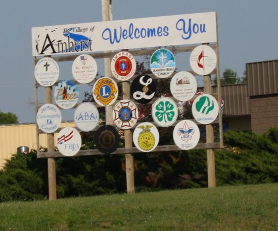 File:Amherst Wisconsin Welcome Sign.jpg