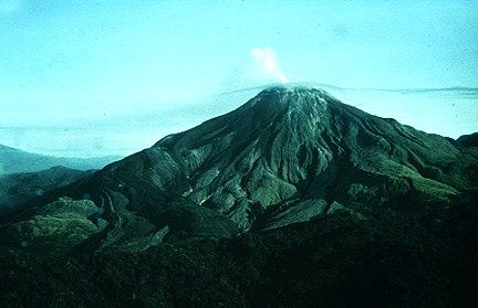 File:Bagana Volcano.jpg