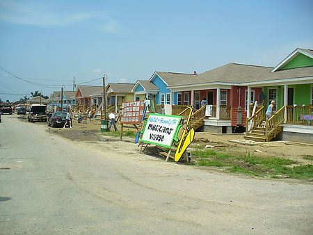 File:MusiciansVillage06012007.jpg