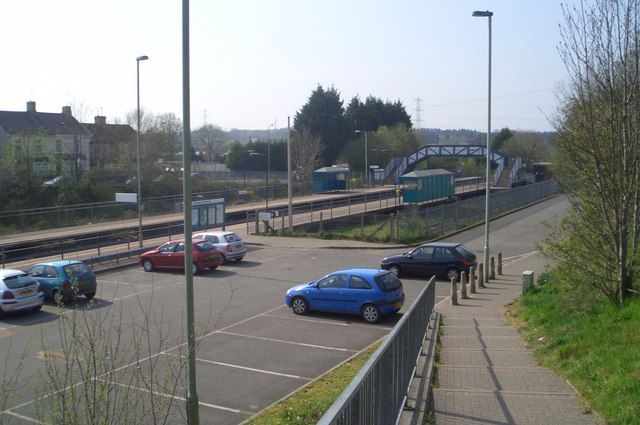 File:Pontyclun railway station.jpg