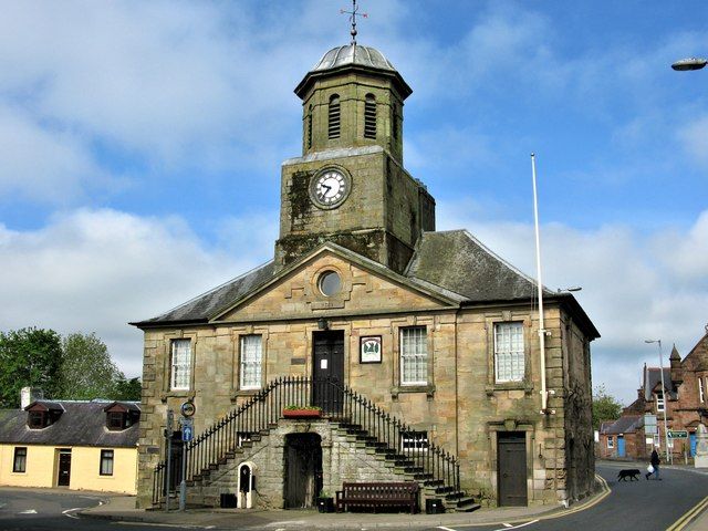 File:Sanquhar Tolbooth (geograph 5785308).jpg