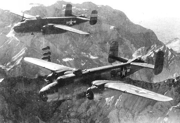 File:B-25Js-310th BG attacking Brenner Pass 1944.jpg