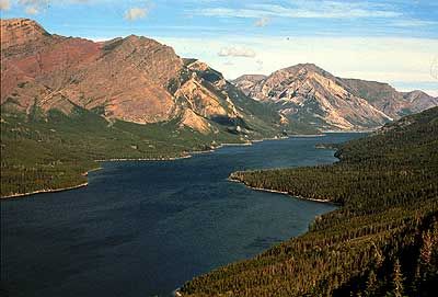 File:Goat Haunt Overlook.jpg