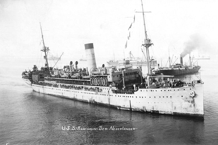 File:Koningin der Nederlanden USS.png