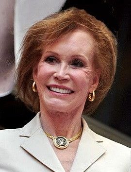 File:Mary Tyler Moore (5923384167) crop.jpg