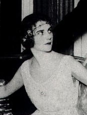 File:Alice Cocéa 1921.jpg