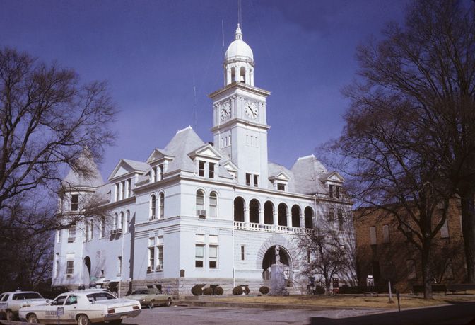 File:Elbert County Georgia Courthouse.jpg