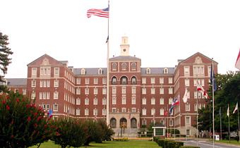 File:Fayetteville VA Medical Center.jpg