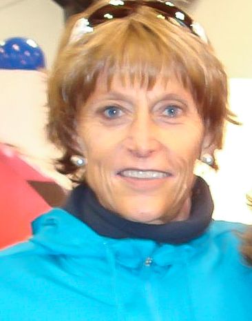 File:Grete Waitz (NYC Marathon, 2010) 2.jpg