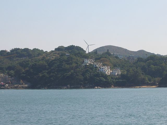 File:Lamma Winds turbine.jpg