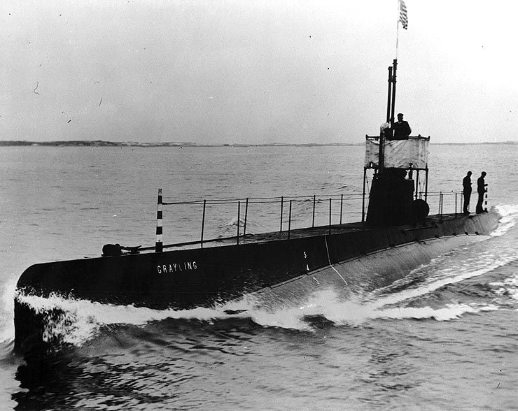 File:USS Grayling;0801804.jpg