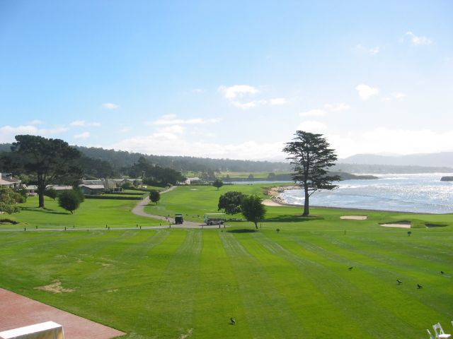 File:18th hole at Pebble Beach, Dudesleeper.jpg