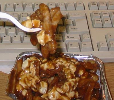 File:Barquette de poutine.jpg