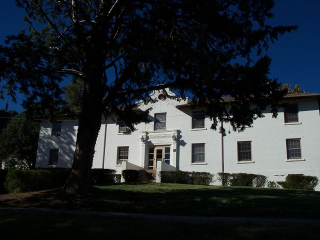 File:Bowden Hall 2.jpg