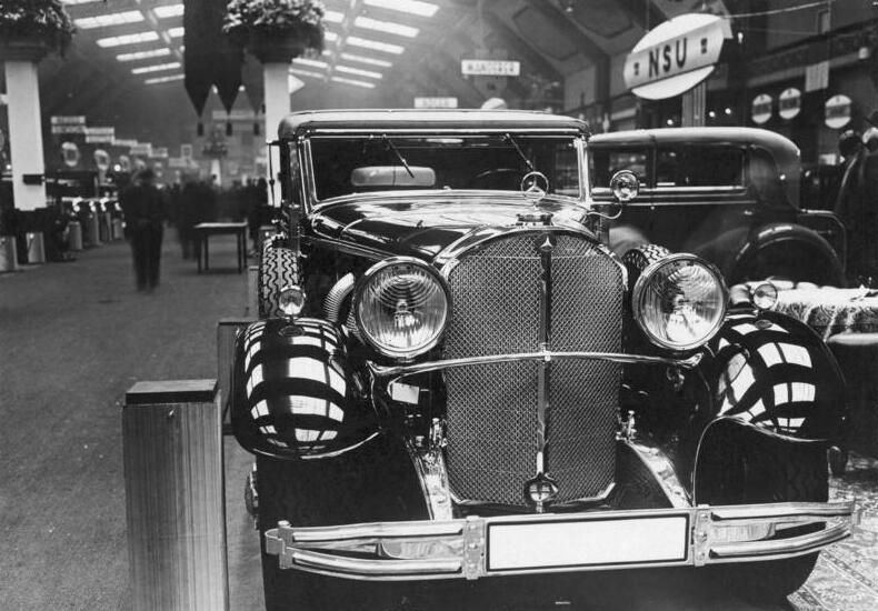 File:Bundesarchiv Bild 102-11249, Berlin, Eröffnung der Automobilausstellung.jpg