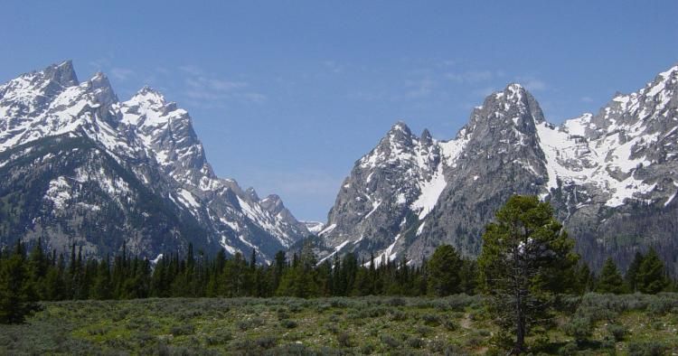 File:Cascade Canyon in Teton Range-750px.JPG