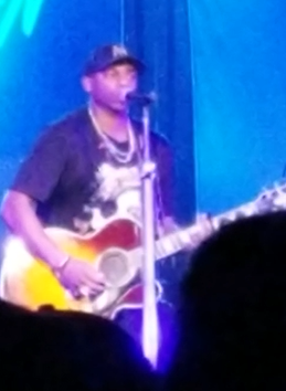 File:Jimmie Allen (Fillmore - 2019).png