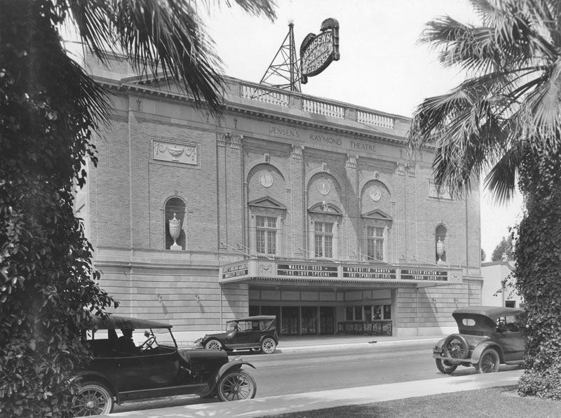 File:Raymond Theatre Pasadena 1922.jpg