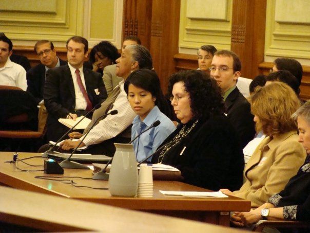 File:Ricci Levy testifying in Washington, DC.jpeg