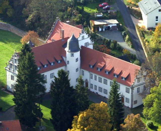 File:Schlossbuchenauluft.jpg