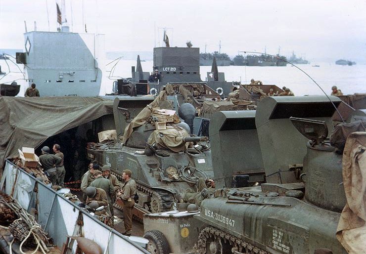 File:Shermans-loaded-in-LCT.jpg