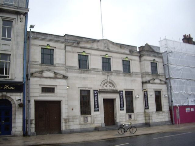 File:Yahoo nightclub - geograph.org.uk - 1720220.jpg