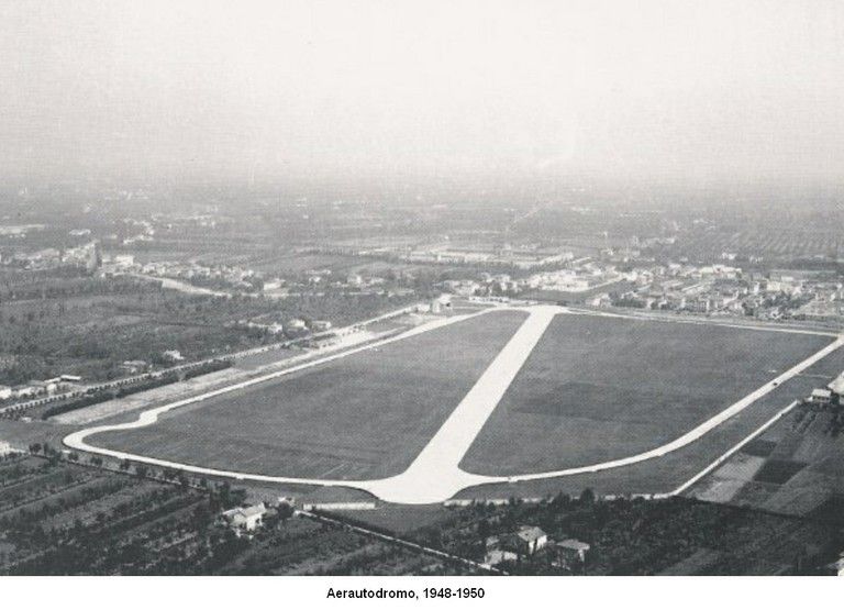 File:Aerautodromo di Modena 1948-1950.jpg