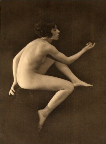 File:Art Deco Nude Gravure 40.jpg