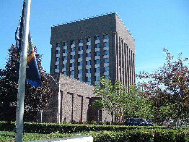 File:Dulles State Office Building.jpg